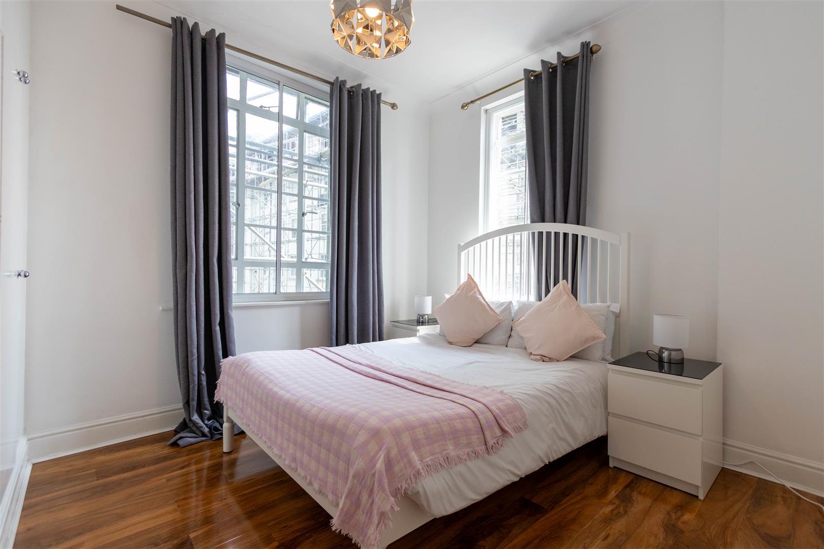 Park Mansions, Knightsbridge